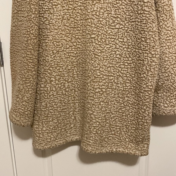 Me Jane Teddy Bear Oversized Open Face Shacket - Picture 6 of 7